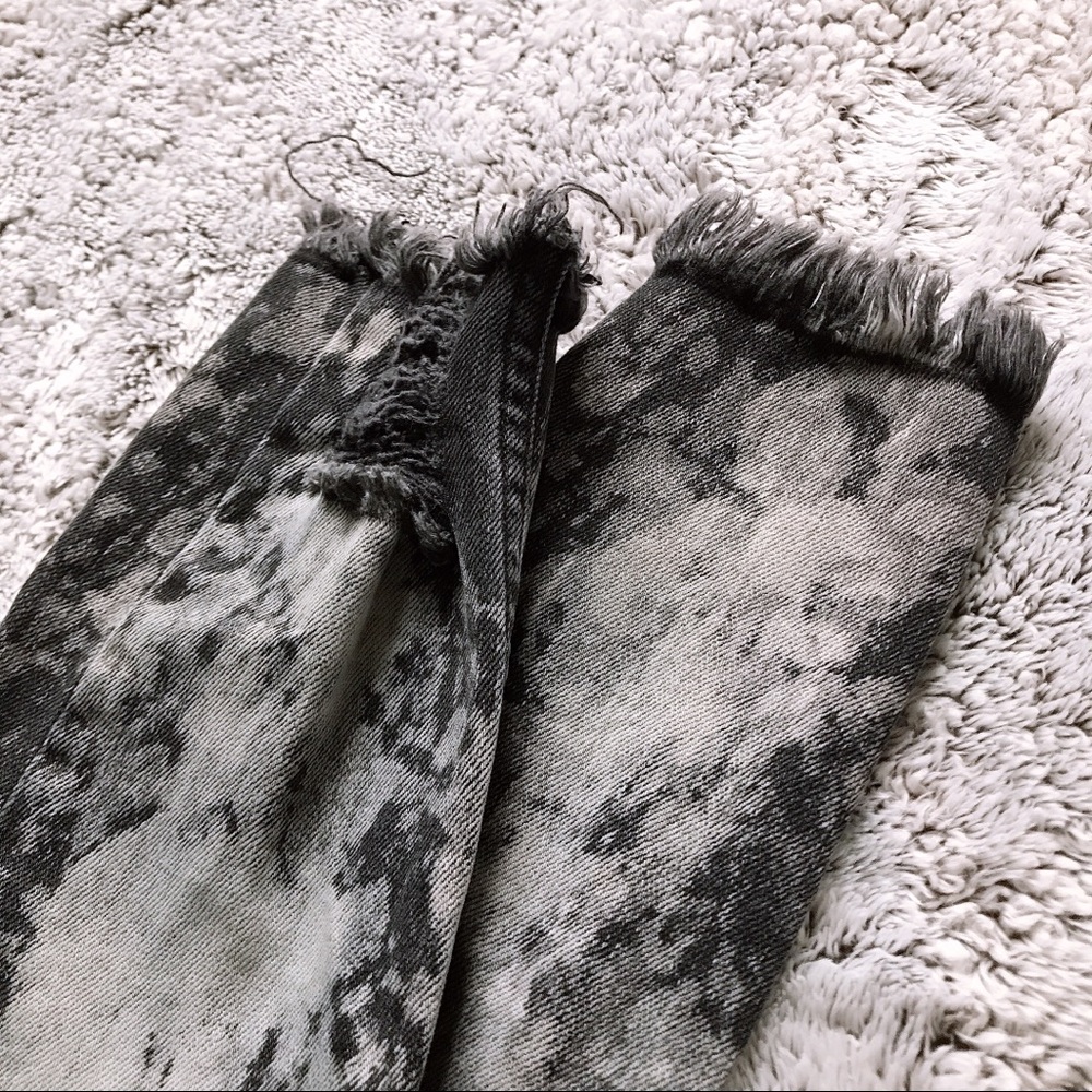 NWOT Edgy Zara Bleach Distressed Skinny Jeans - Picture 6 of 6